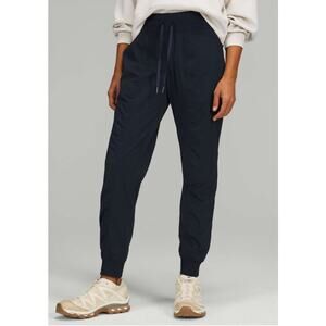 Lululemon Dance Studio Full Length Med Rise Pants Size 10 Black